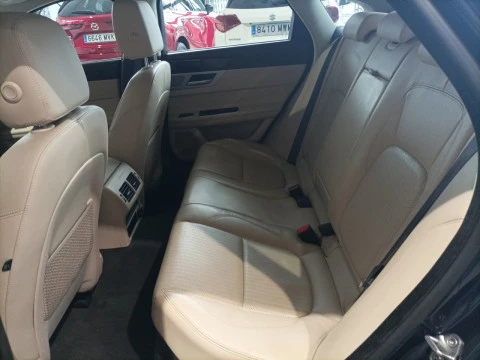 Jaguar XF 2.0D 132kW (180CV) Prestige Auto