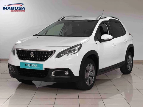 Peugeot 2008 SIGNATURE 1.5 BLUEHDI 100CV Peugeot 2008 SIGNATURE 1.5 BLUEHDI 100CV