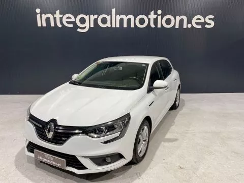 Renault Megane Business Blue dCi 81 kW (115CV) Renault Megane Business Blue dCi 81 kW (115CV)