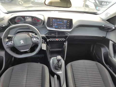 Peugeot 2008 Active Pack Puretech 100 S&S BVM6