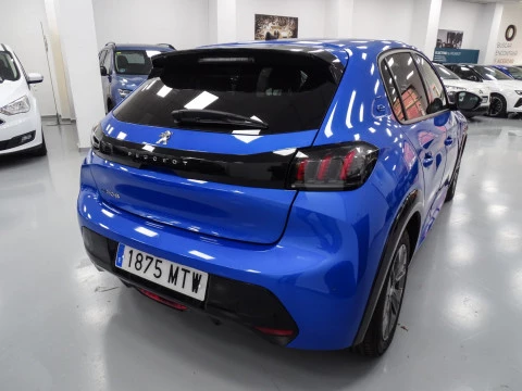 Peugeot e-208 Allure Eléctrico 136 (100 Kw)