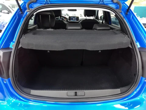 Peugeot e-208 Allure Eléctrico 136 (100 Kw)