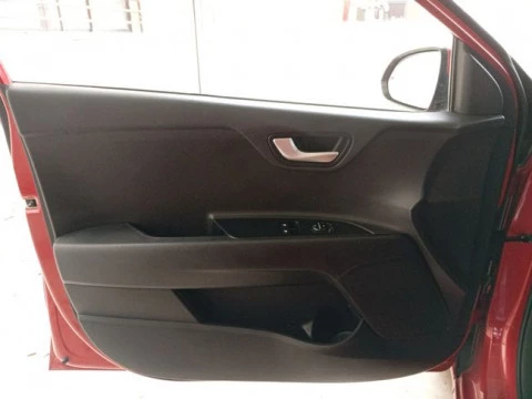 Kia Rio 1.0 T-GDi 74kW (100CV) Concept