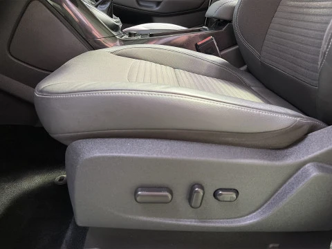 Ford Kuga 2.0 TDCi SANDS Titanium 4x2 110 kW (150 CV)