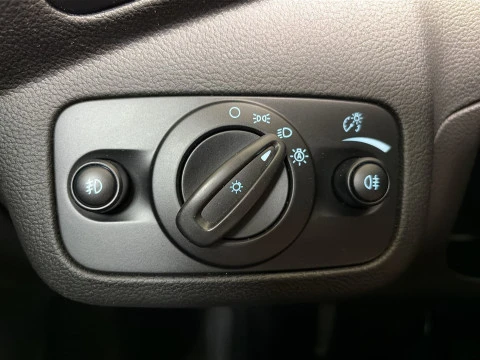 Ford Kuga 2.0 TDCi SANDS Titanium 4x2 110 kW (150 CV)