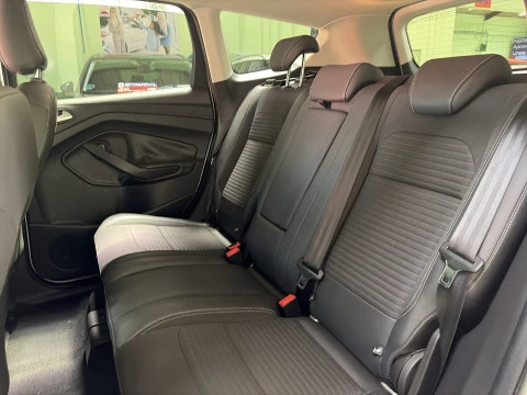 Ford Kuga 2.0 TDCi SANDS Titanium 4x2 110 kW (150 CV)