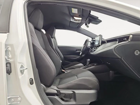 Toyota Corolla 1.8 125H ACTIVE TECH E-CVT