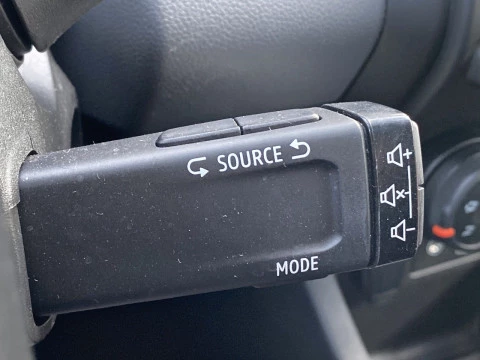 Renault Clio Business Blue dCi 63 kW (85CV)