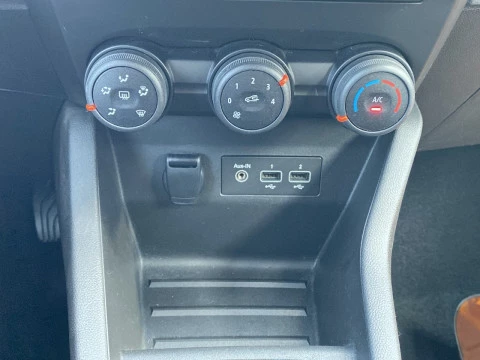 Renault Clio Business Blue dCi 63 kW (85CV)