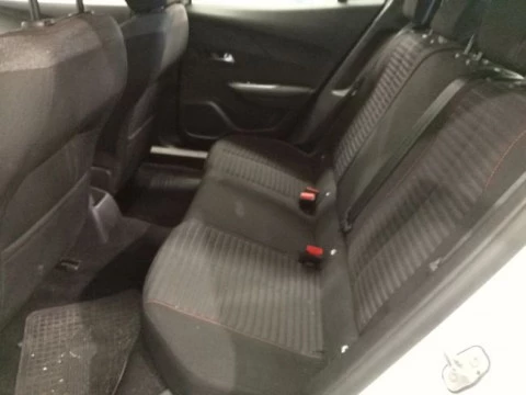Peugeot 2008 Active BlueHDI 81kW (110CV)