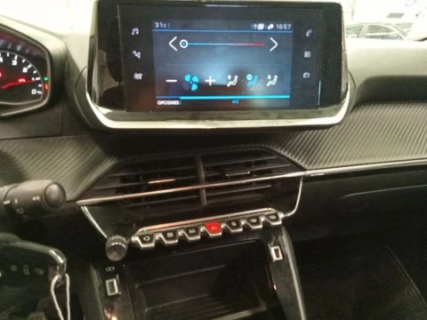 Peugeot 2008 Active BlueHDI 81kW (110CV)