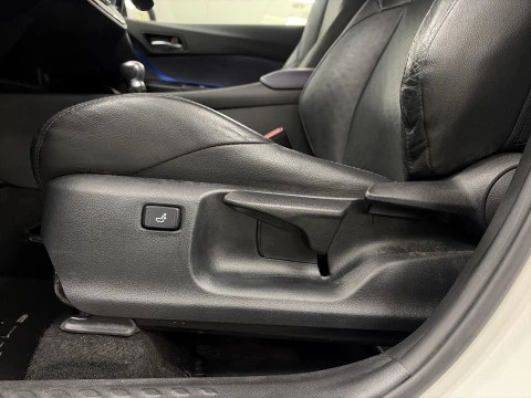 Toyota C-HR 1.8 125H Dynamic Plus 90 kW (122 CV)