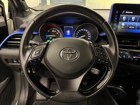 Toyota C-HR 1.8 125H Dynamic Plus 90 kW (122 CV)