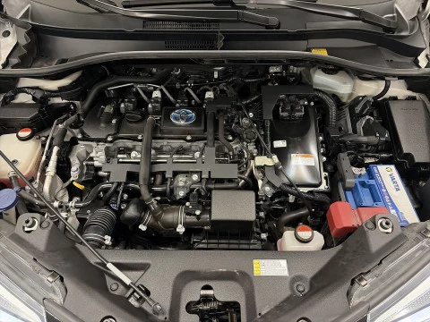 Toyota C-HR 1.8 125H Dynamic Plus 90 kW (122 CV)