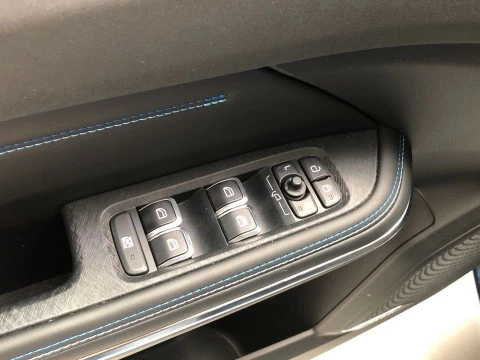 Lynk & Co 01 1.5 PHEV 192KW 5P