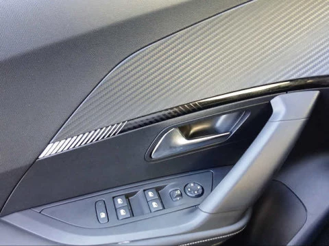 Peugeot 2008 PureTech 100 S&S Allure 75 kW (100 CV)