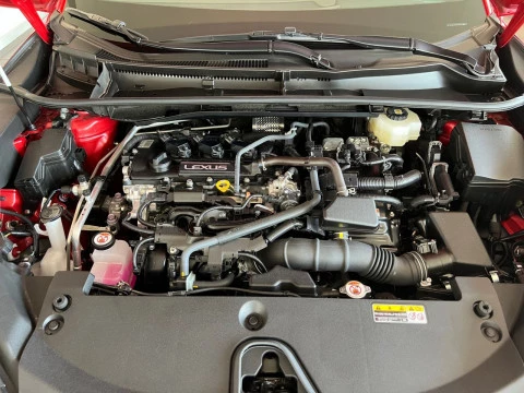 Lexus LBX 1.5 136cv HEV Elegant+