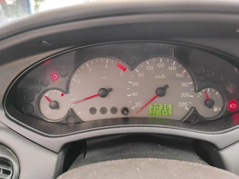 Ford Focus 1.8 TDCi Trend 100CV