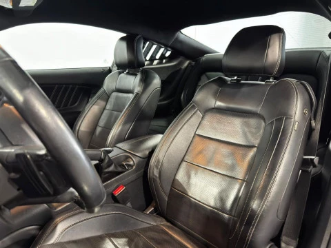 Ford Mustang 2.3 ECOBOOTS FASTBACK