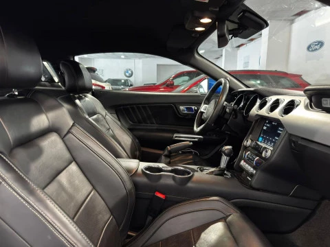 Ford Mustang 2.3 ECOBOOTS FASTBACK