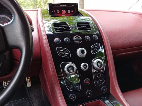 Aston Martin Vantage V8 S Coupé Sportshift