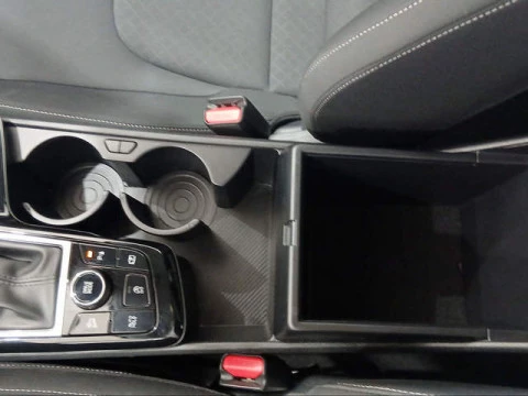 Kia Sportage 1.6 T-GDi MHEV Business 4x2 DCT 118 kW (160 CV)