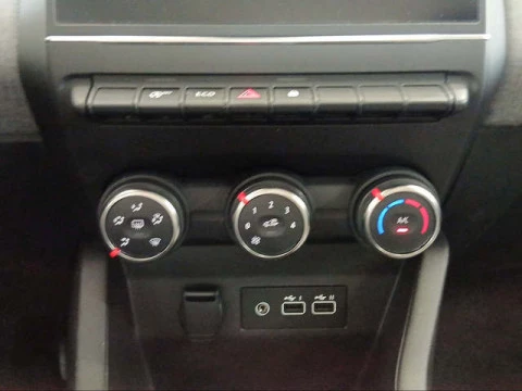 Renault Clio Evolution TCe 66 kW (90 CV)