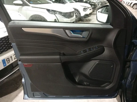 Ford Kuga Titanium 2.5 Duratec FHEV 140kW Auto