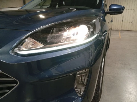 Ford Kuga Titanium 2.5 Duratec FHEV 140kW Auto