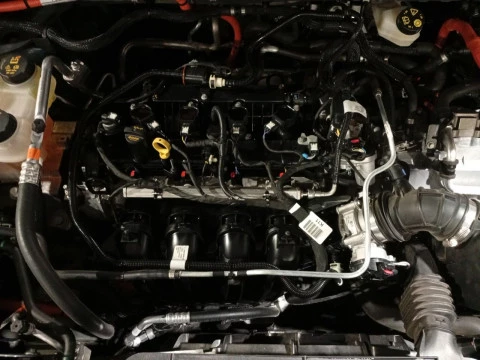 Ford Kuga Titanium 2.5 Duratec FHEV 140kW Auto