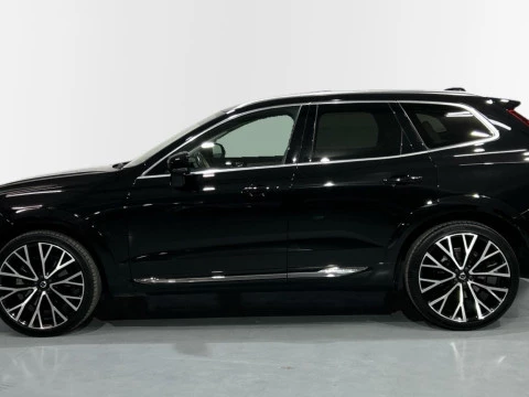 Volvo XC60 2.0 D5 INSCRIPTION AUTO 4WD 235 5P