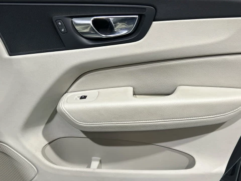 Volvo XC60 2.0 D5 INSCRIPTION AUTO 4WD 235 5P