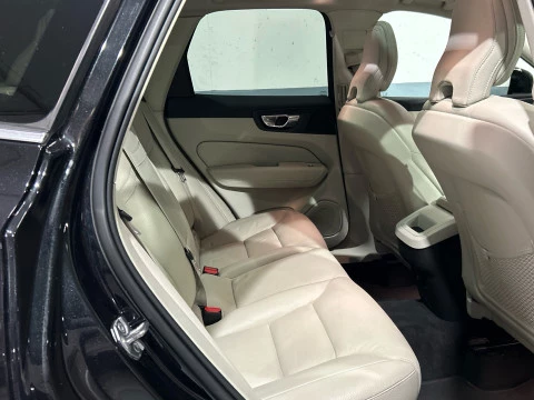 Volvo XC60 2.0 D5 INSCRIPTION AUTO 4WD 235 5P