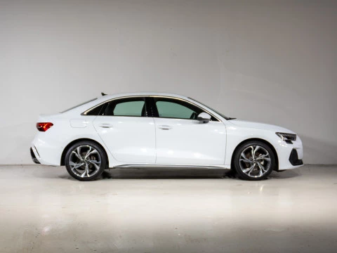 Audi A3 Sedan S line 35 TDI 110kW S tronic