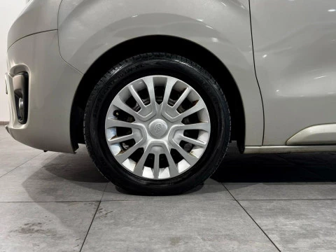 Toyota Proace Verso COMBI MEDIO 1.6D 9PL. 115