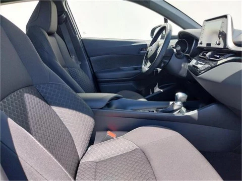 Toyota C-HR 5P Active 125H e-CVT