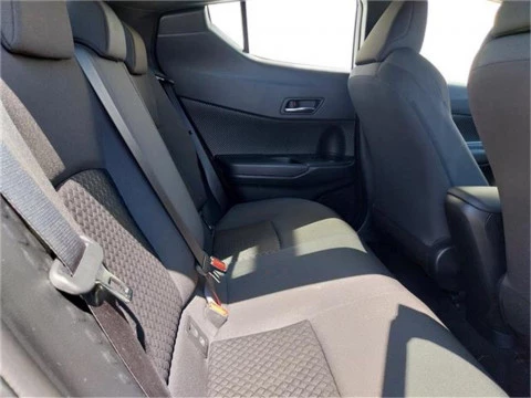 Toyota C-HR 5P Active 125H e-CVT