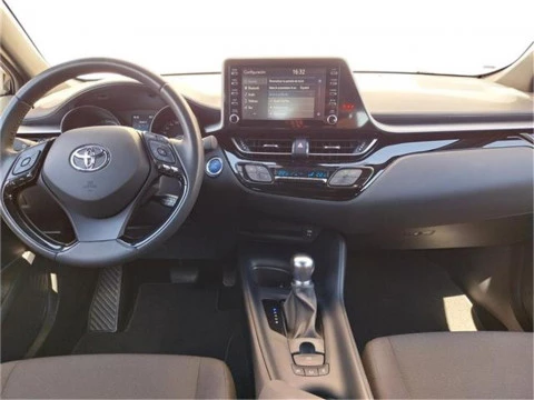 Toyota C-HR 5P Active 125H e-CVT