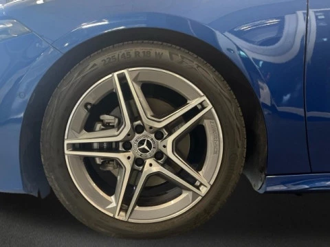 Mercedes-Benz Clase A 200 d Compacto