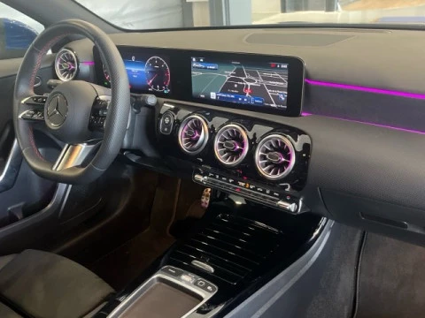 Mercedes-Benz Clase A 200 d Compacto