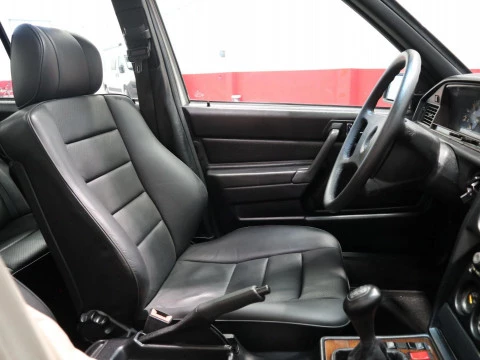 Mercedes-Benz 190 E 2.5-16