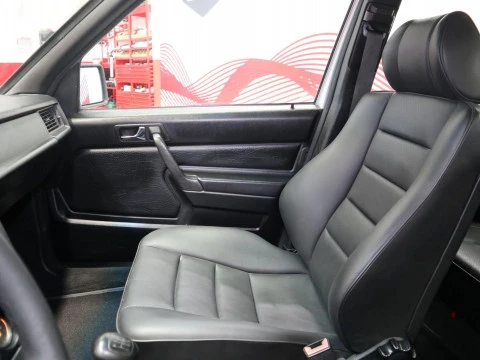 Mercedes-Benz 190 E 2.5-16