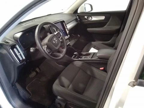 Volvo XC40 1.5 T2 Momentum Pro Auto