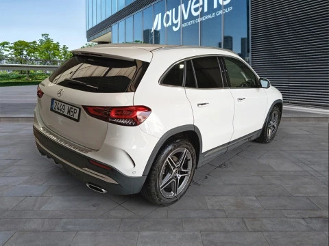 Mercedes-Benz GLA GLA 200 D