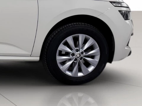 Skoda Kamiq 1.0 TSI 81KW AMBITION 110 5P