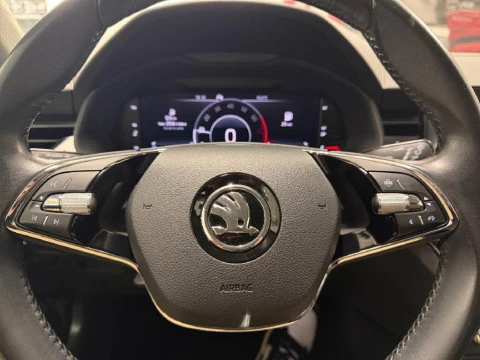 Skoda Kamiq 1.0 TSI 81KW AMBITION 110 5P