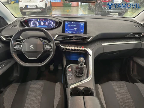 Peugeot 3008 BlueHDi 130 SANDS Active Pack 96 kW (130 CV)