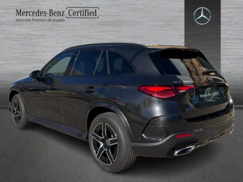 Mercedes-Benz GLC  300 de 4MATIC con tecnología híbrida