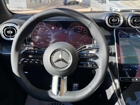 Mercedes-Benz GLC  300 de 4MATIC con tecnología híbrida