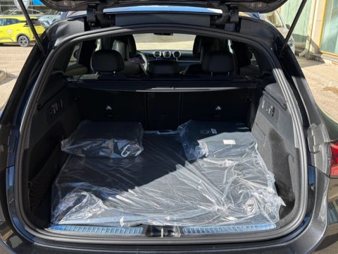 Mercedes-Benz GLC  300 de 4MATIC con tecnología híbrida